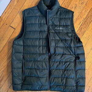L- Green Eddie Bauer Puffer Vest